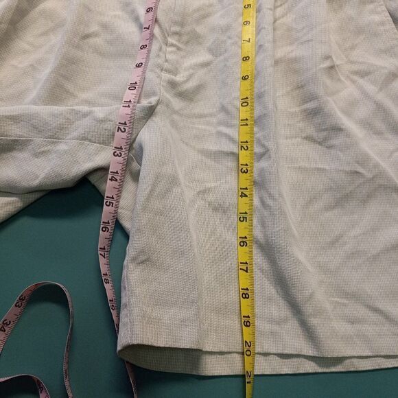 Izod Golf Men's Shorts size 40 - Picture 3 of 5